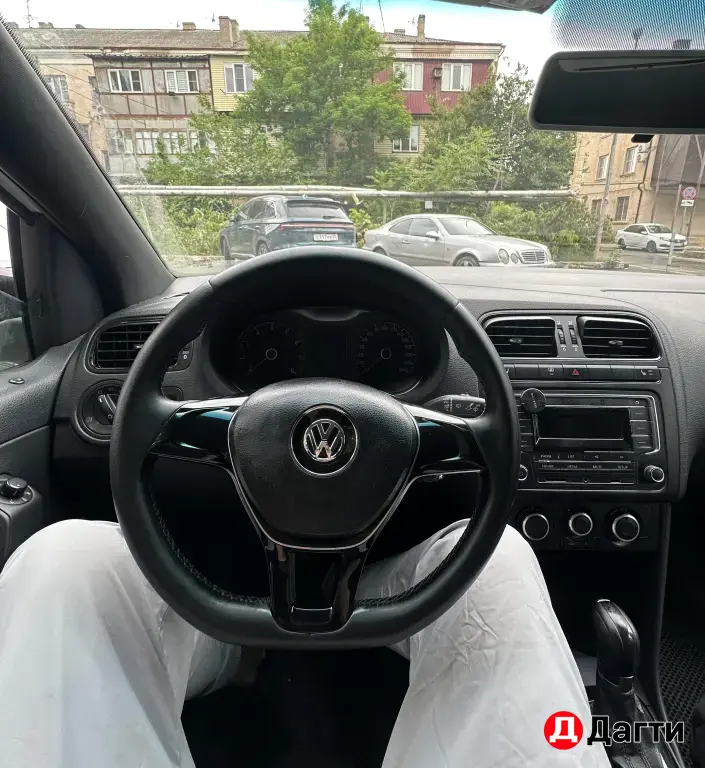 Volkswagen Polo, 2016 года