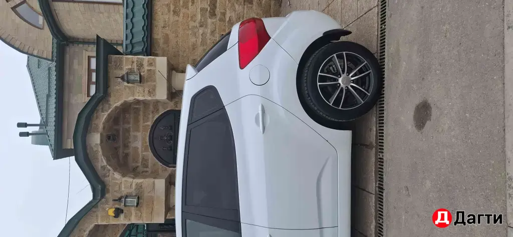 Kia Rio, 2012 года