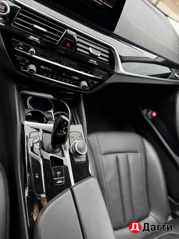 BMW 5 серии, 2020 года