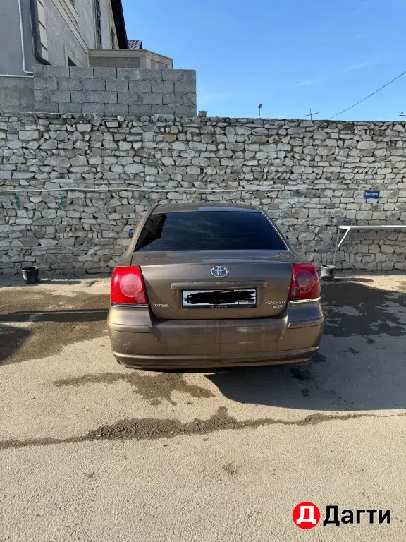 Toyota Avensis, 2003 года