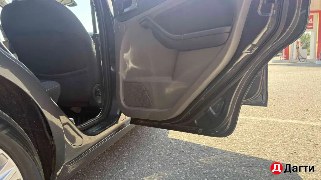 Ford Focus, 2010 года