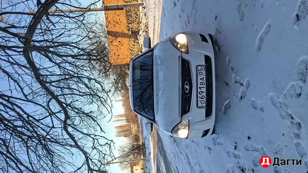 LADA (ВАЗ) Priora, 2012 года