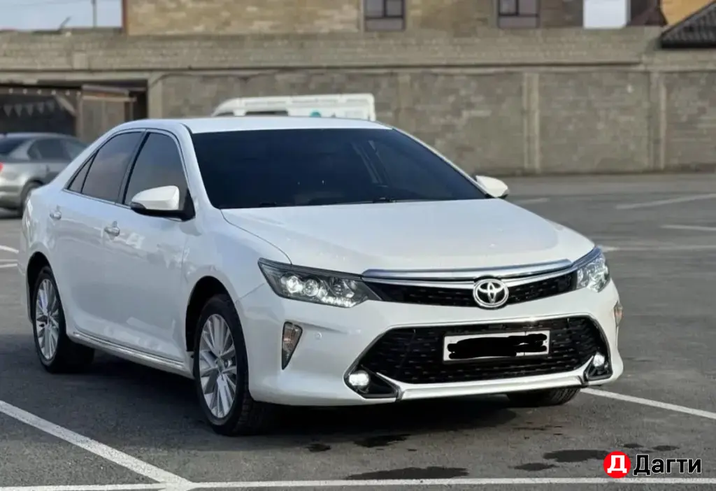 Toyota Camry, 2013 года