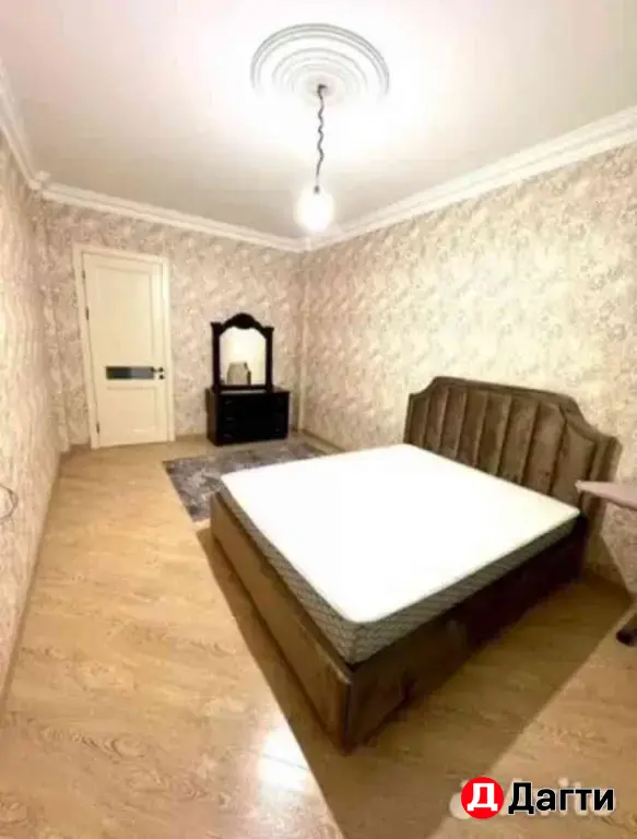2-к квартира, 100 м², 1/10 эт