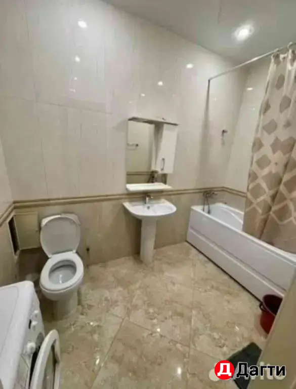 2-к квартира, 100 м², 1/10 эт