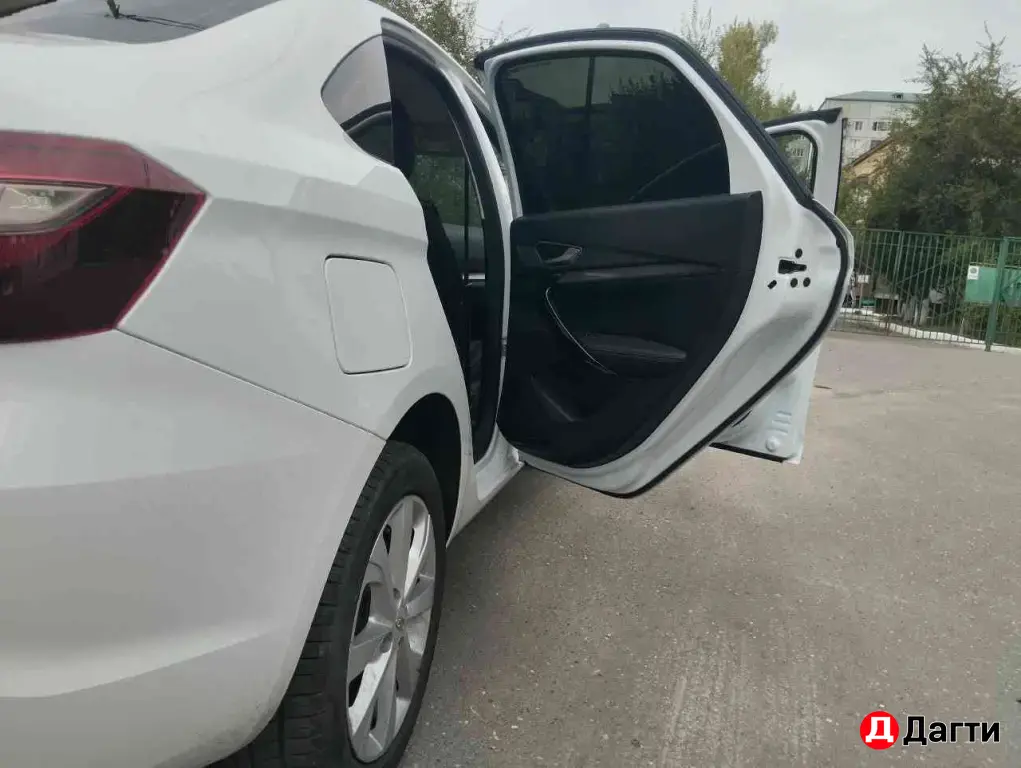 LADA (ВАЗ) Vesta, 2024 года