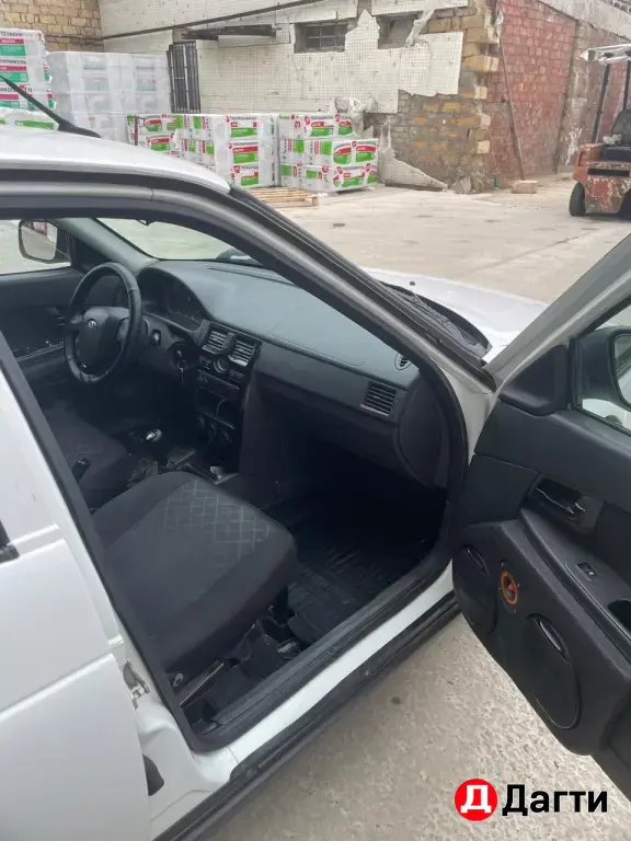 LADA (ВАЗ) Priora, 2012 года