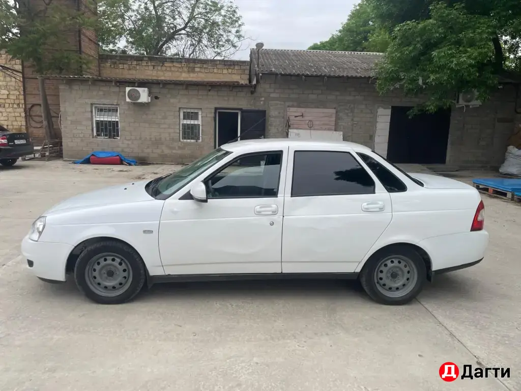 LADA (ВАЗ) Priora, 2012 года