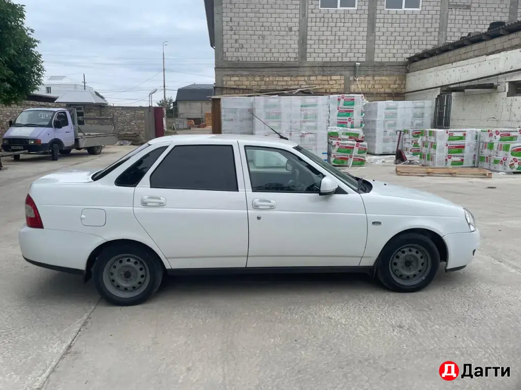 LADA (ВАЗ) Priora, 2012 года