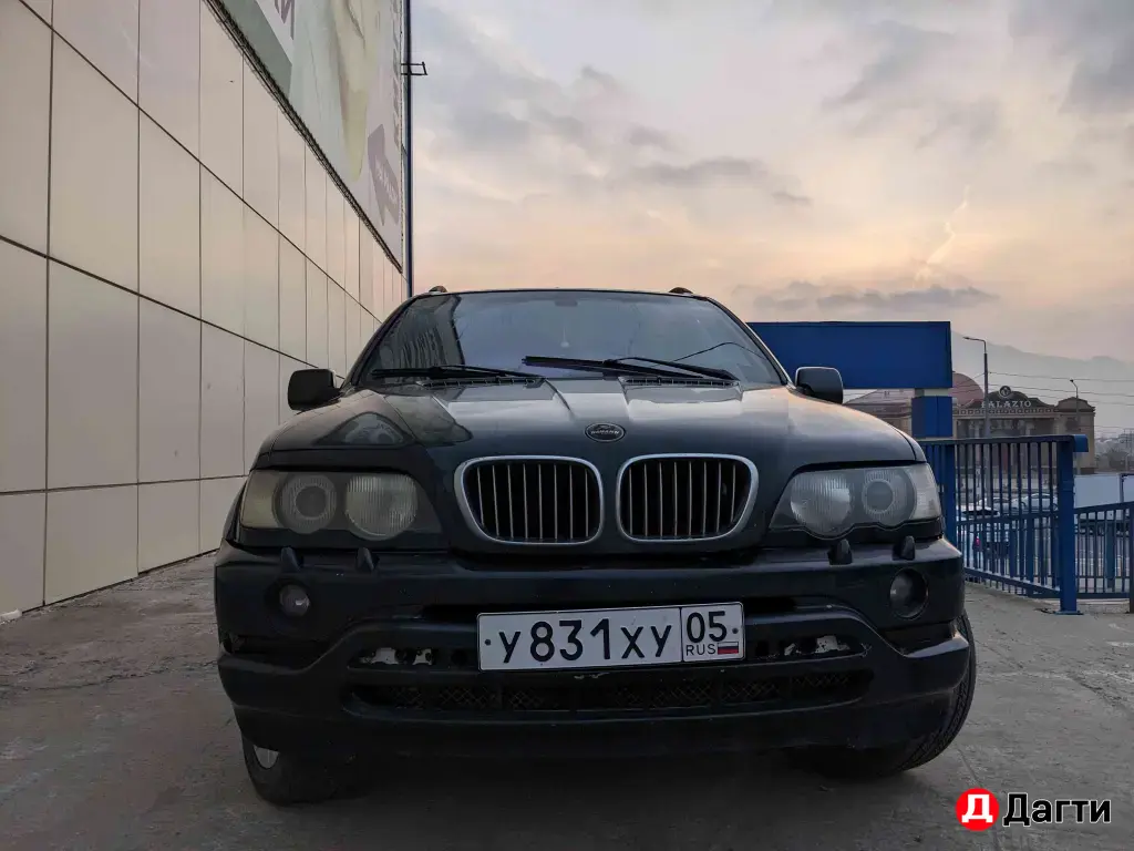 BMW X5, 2000 года