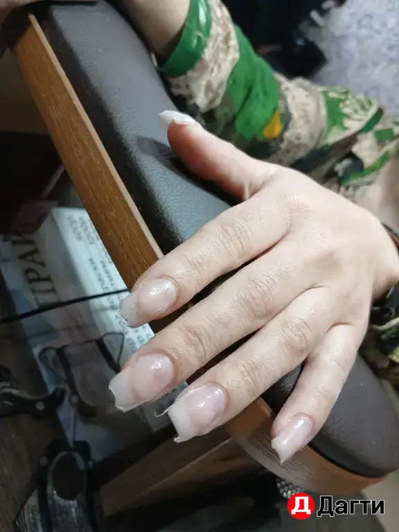 принимаю дома маникюр педикюр делаю