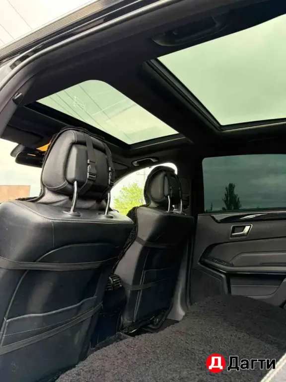 Mercedes-Benz E-Класс, 2013 года