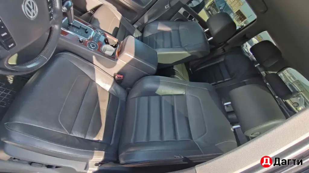 Volkswagen Touareg, 2008 года