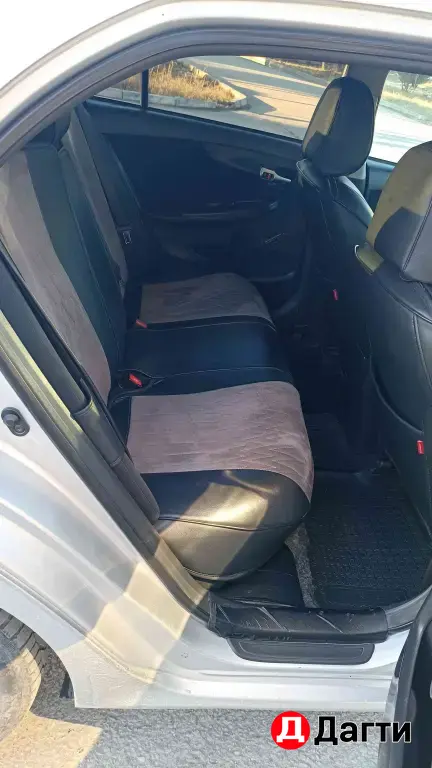 Toyota Corolla, 2011 года