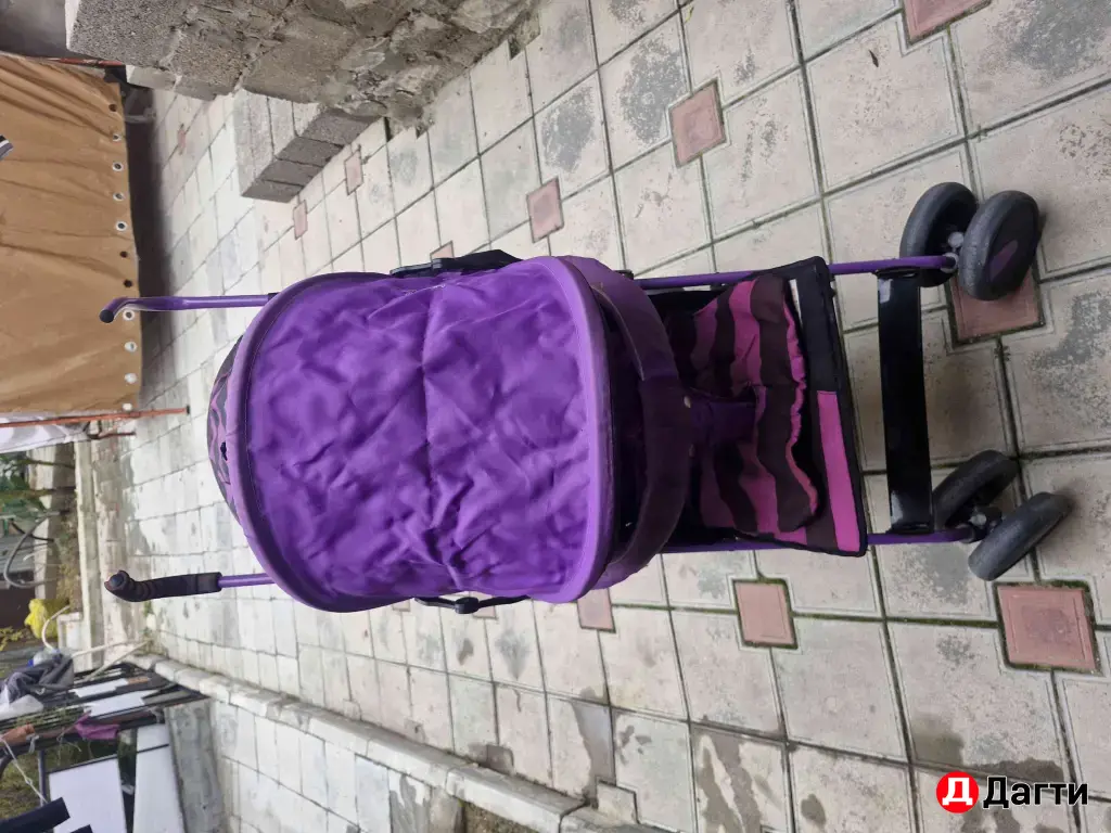 прогулочная коляска