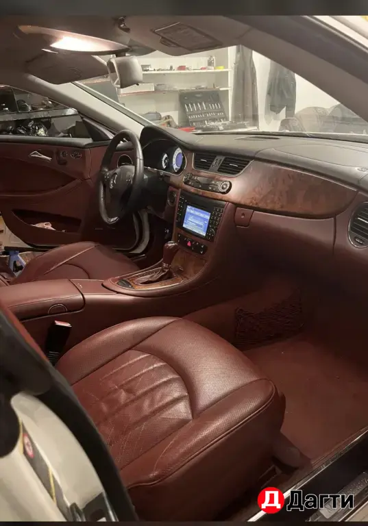 Mercedes-Benz CLS, 2008 года