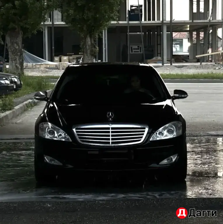 Mercedes-Benz S-Класс, 2005 года