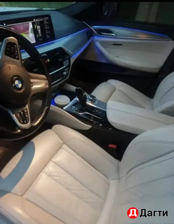 BMW 5 серии, 2022 года