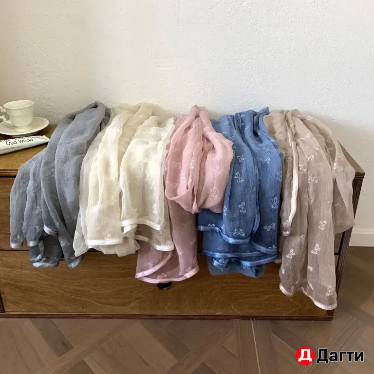 Шарфы платки палантины