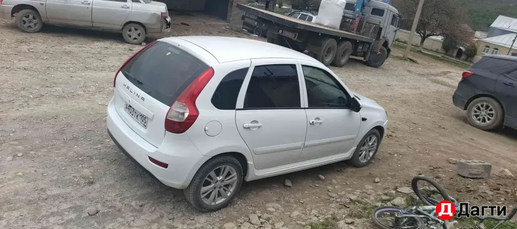 LADA (ВАЗ) Kalina, 2013 года