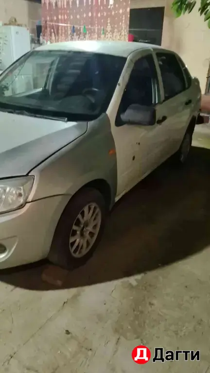 LADA (ВАЗ) Granta, 2013 года