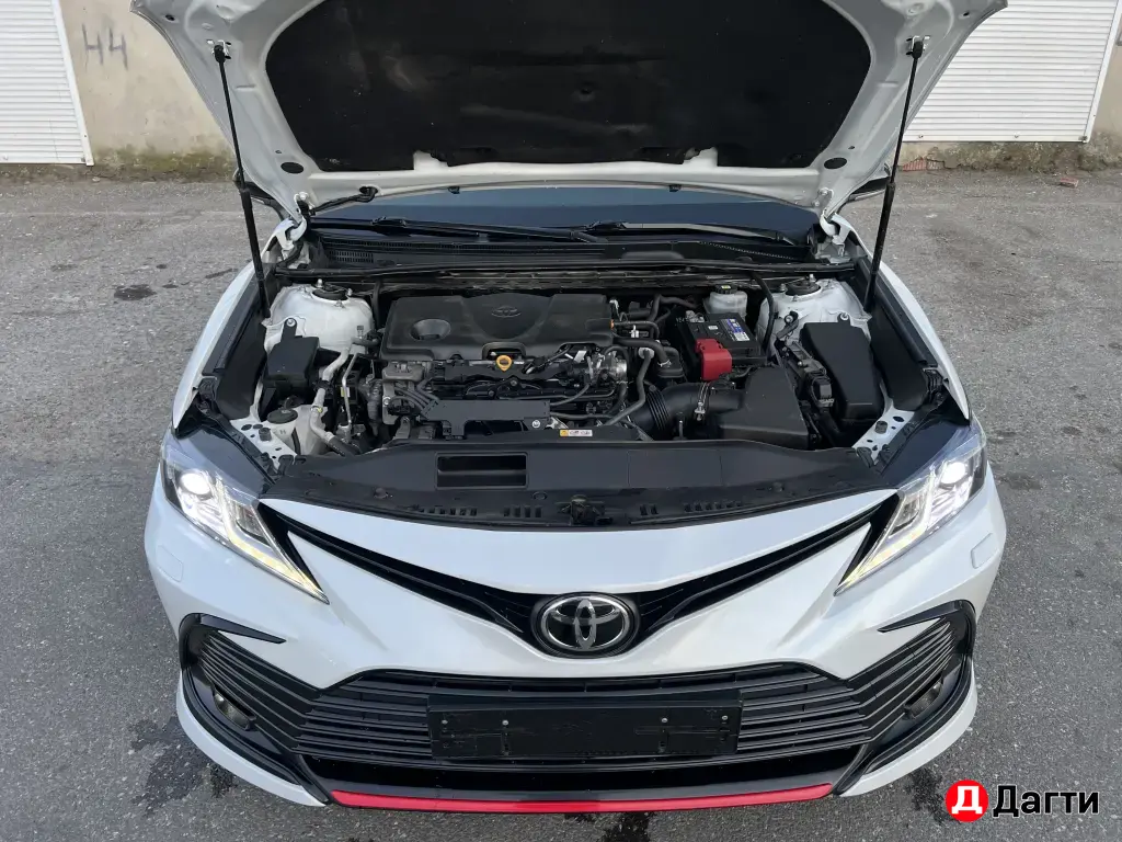 Toyota Camry, 2021 года