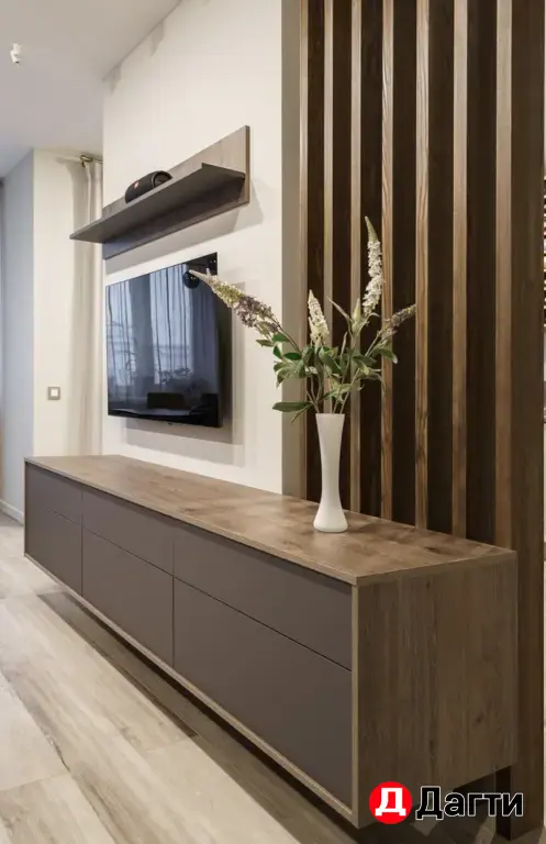 комоды , стеллажи , прикроватные тумбы , под заказ