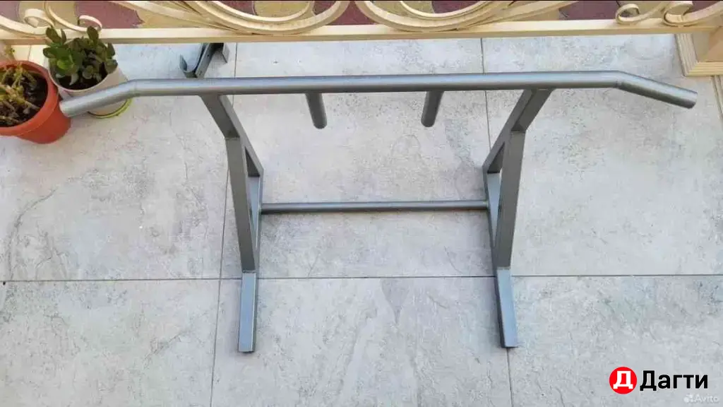 Настенный турник