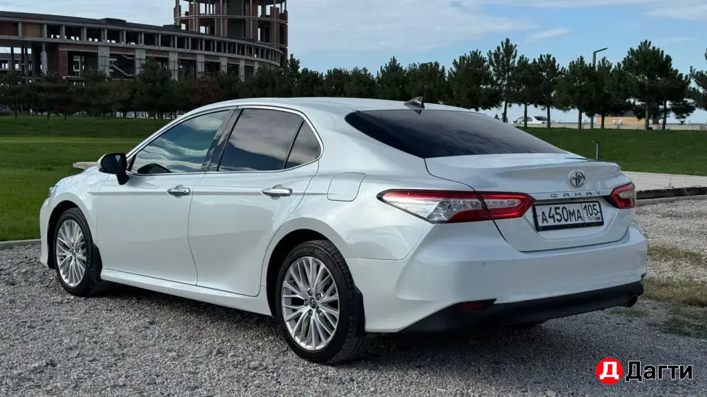 Toyota Camry, 2019 года