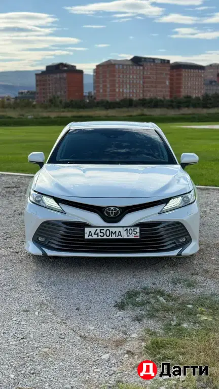 Toyota Camry, 2019 года
