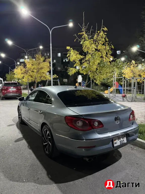 Volkswagen Passat CC, 2010 года