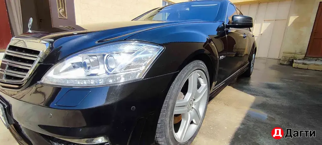 Mercedes-Benz S-Класс, 2005 года