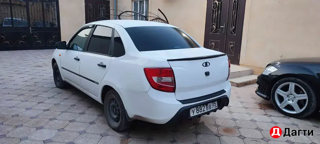LADA (ВАЗ) Granta, 2013 года