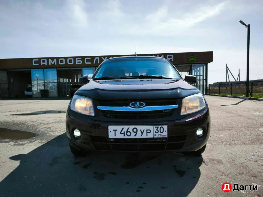 LADA (ВАЗ) Granta, 2013 года