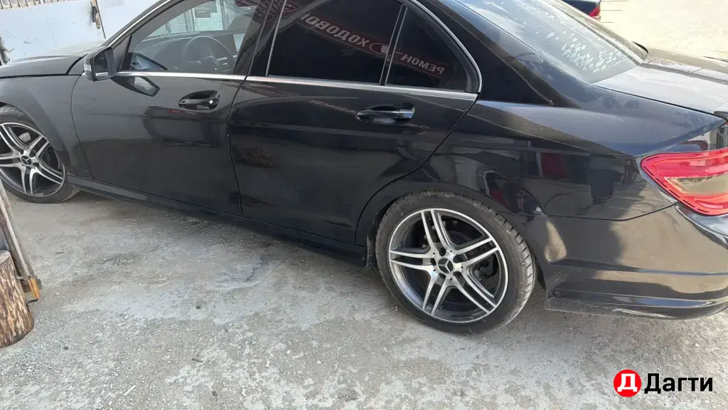 Mercedes-Benz C-Класс, 2008 года