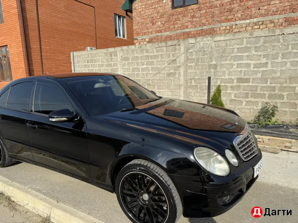 Mercedes-Benz E-Класс, 2009 года