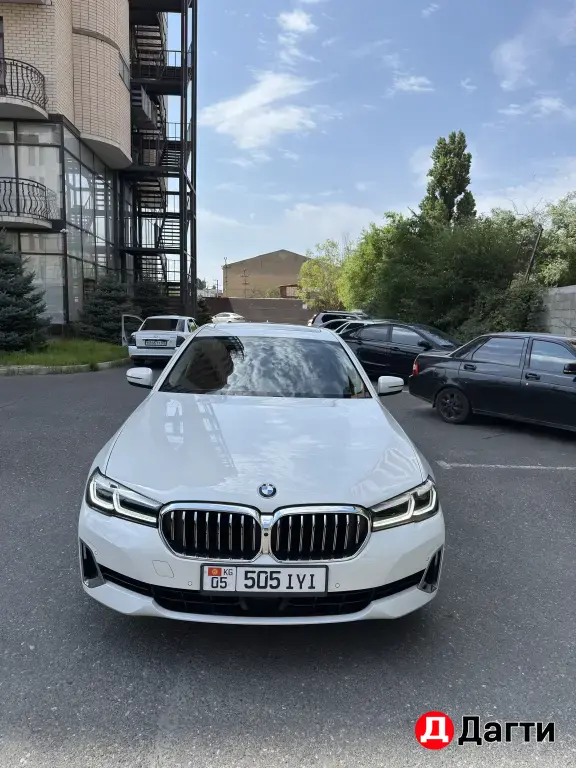 BMW 5 серии, 2021 года