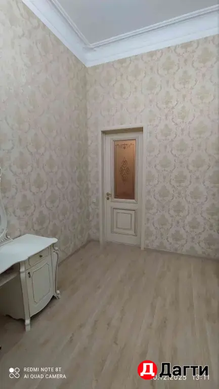 Продается двухкомнатная квартира в Махачкале 85 кв.м.
