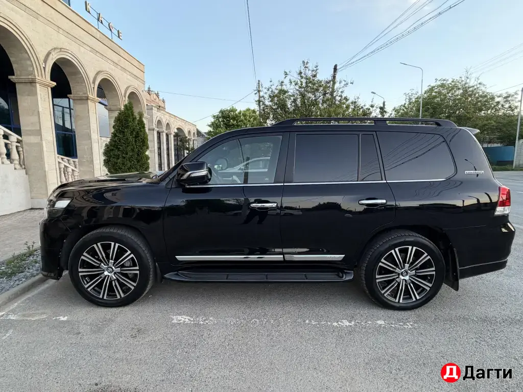 Toyota Land Cruiser, 2019 года
