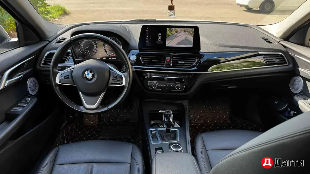 BMW 1 серии, 2021 года