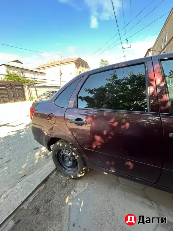 LADA (ВАЗ) Granta, 2013 года