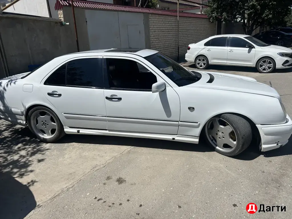 Mercedes-Benz E-Класс, 1996 года