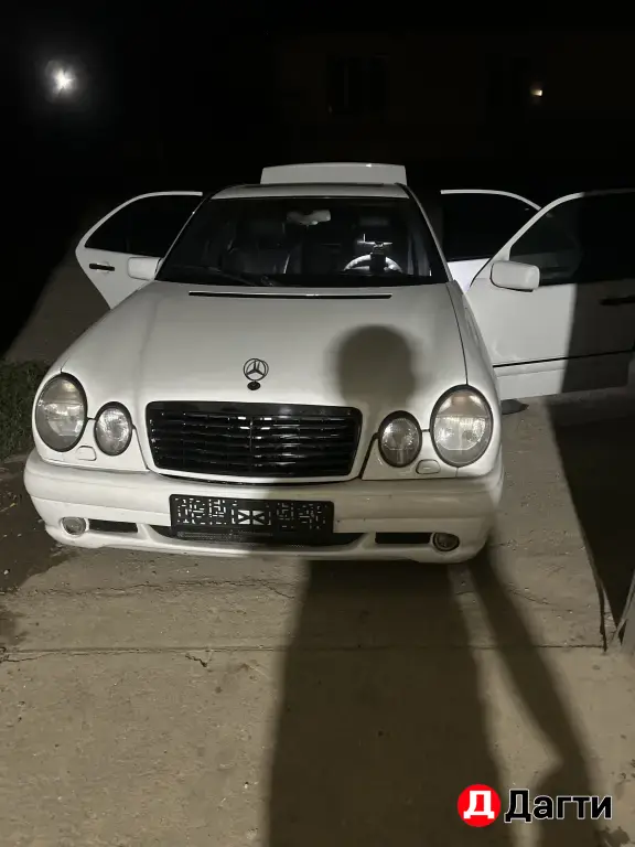 Mercedes-Benz E-Класс, 1996 года