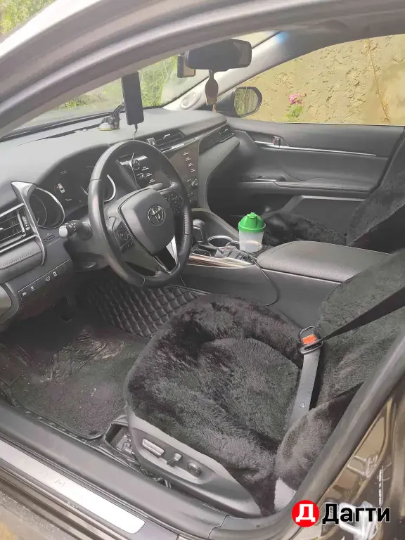 Toyota Camry, 2019 года