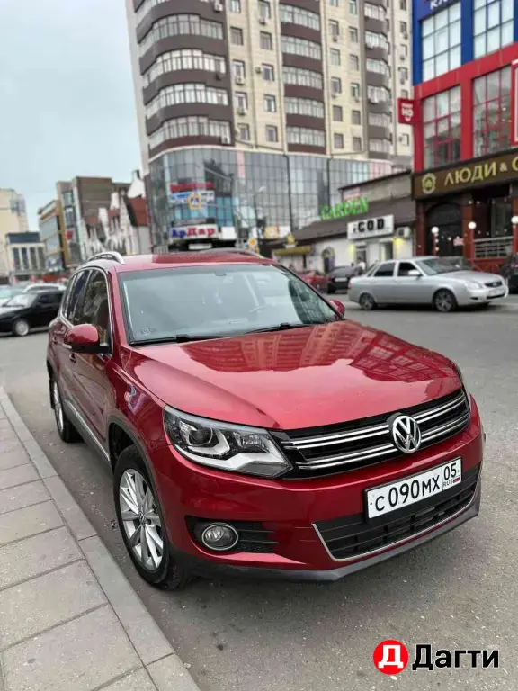 Volkswagen Tiguan, 2011 года