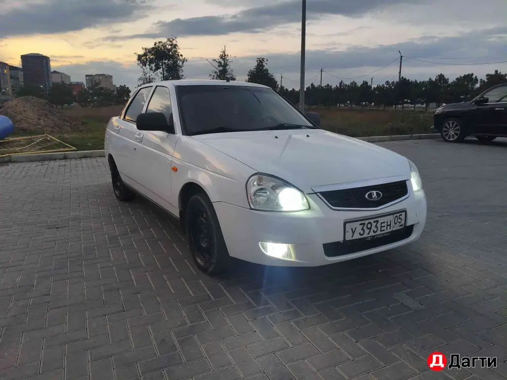 LADA (ВАЗ) Priora, 2012 года