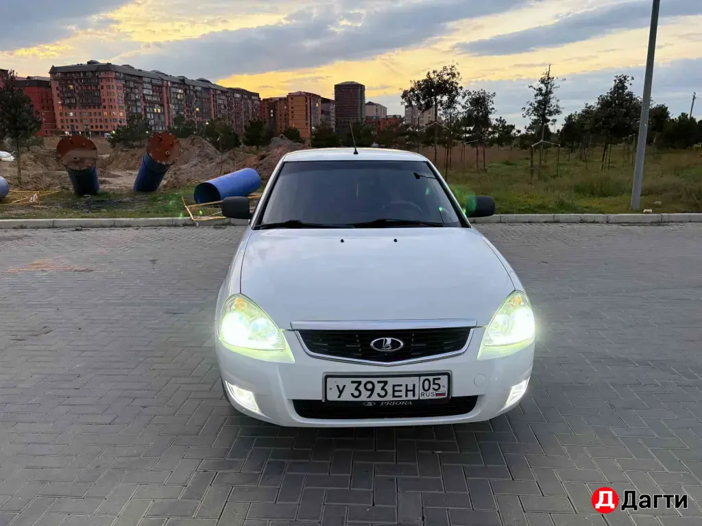 LADA (ВАЗ) Priora, 2012 года