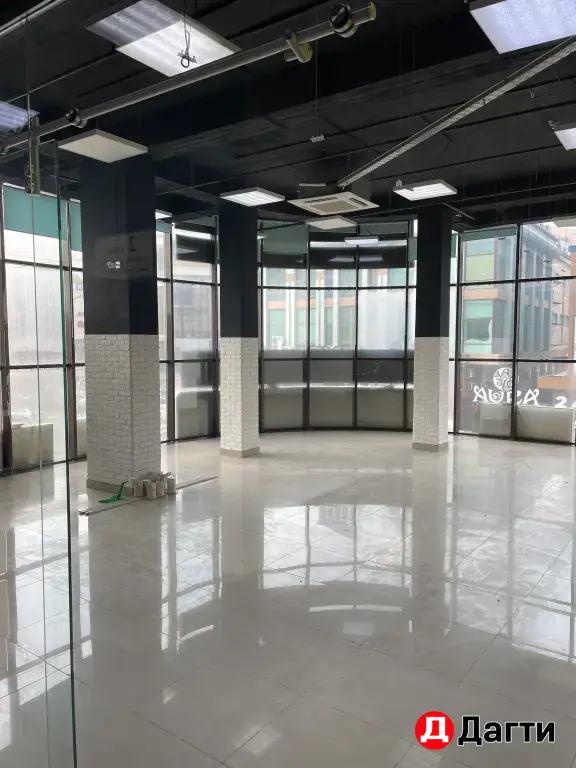 Помещение в ТЦ Ардар 70м