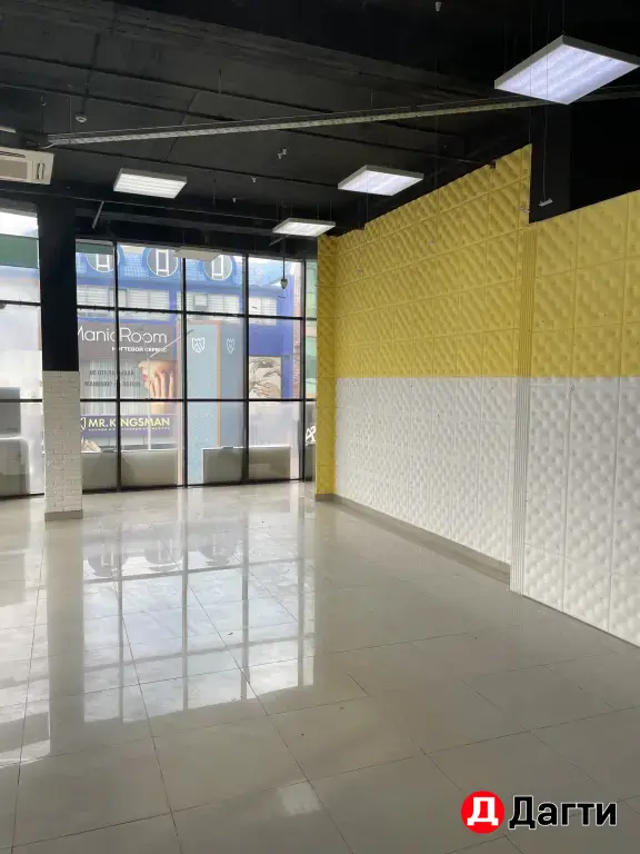 Помещение в ТЦ Ардар 70м