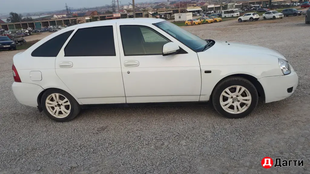 LADA (ВАЗ) Priora, 2011 года